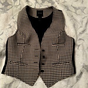 Smythe, brand new vest. Size 8. Gorgeous fabric.